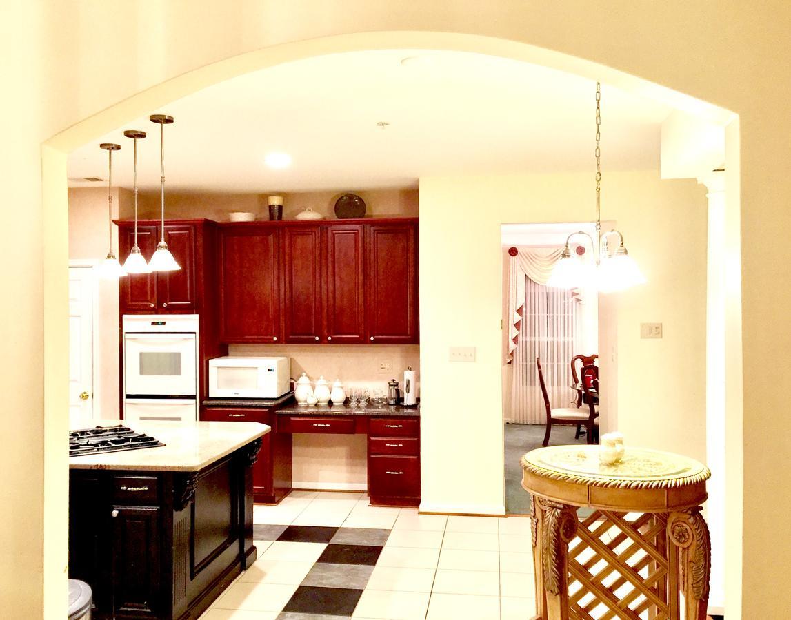Bed and Breakfast Premier National Harbor House Форт Вашингтон Экстерьер фото